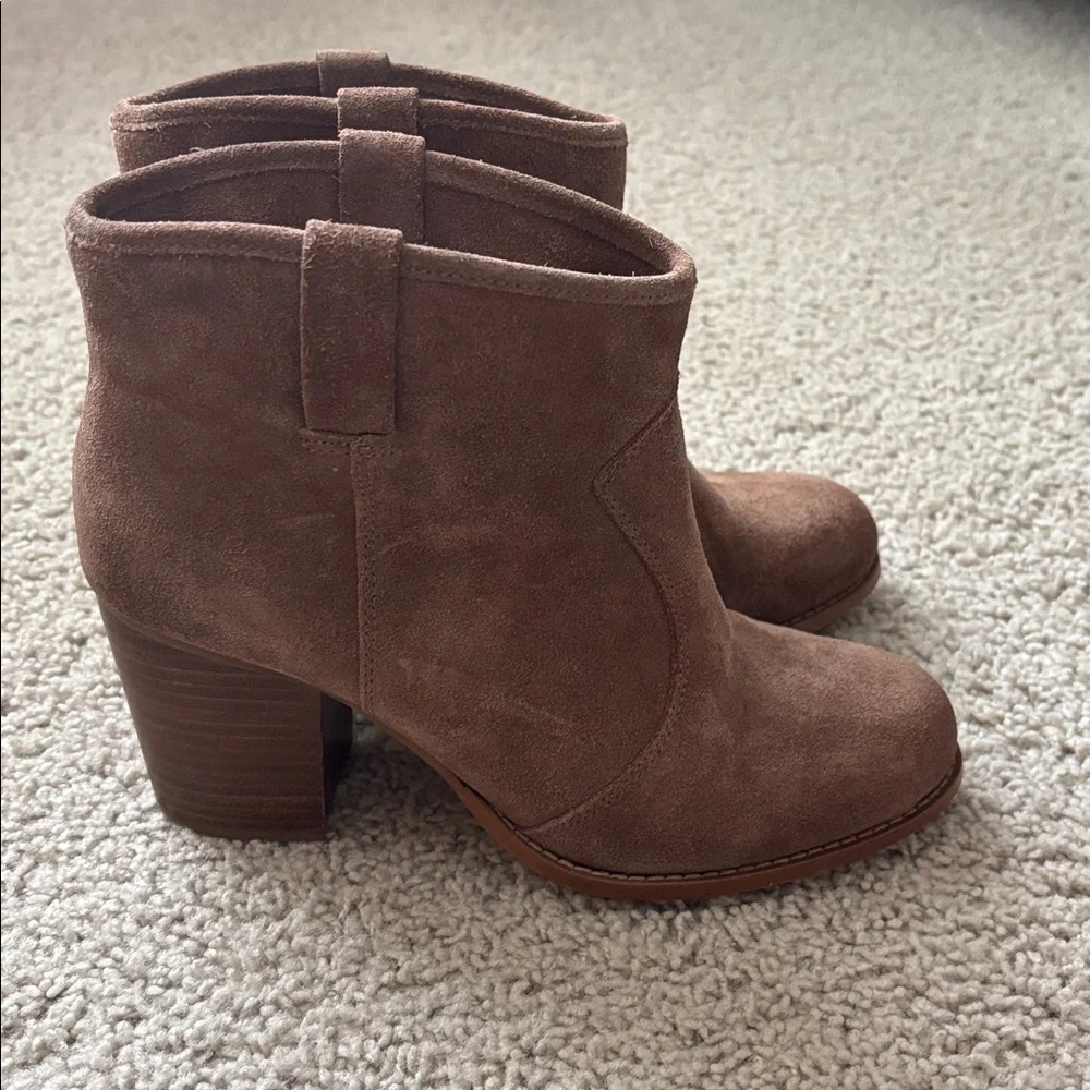 Splendid Lakota Brown Suede Block Heel Ankle Booties- size 9